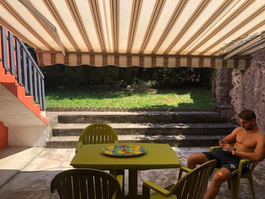 Joli Appartement Avec Terrasse Et Jardin - Vue Sur Montagne Баньер-де-Бигор Экстерьер фото