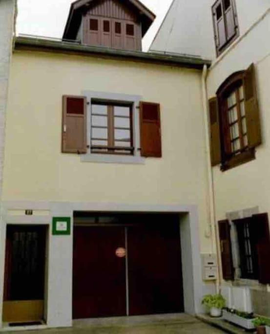 Joli Appartement Avec Terrasse Et Jardin - Vue Sur Montagne Баньер-де-Бигор Экстерьер фото